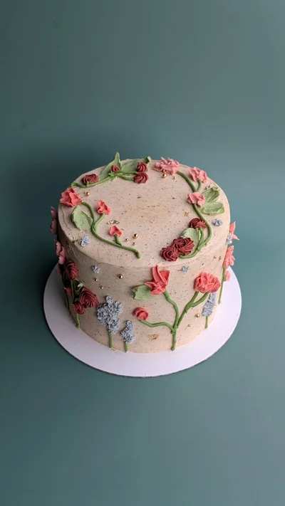 Hand Piped Floral - 6 Inch 2 Layer
