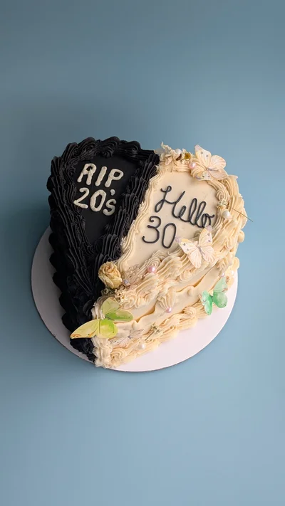 Half and Half Vintage Cake - 6 Inch 2 Layer