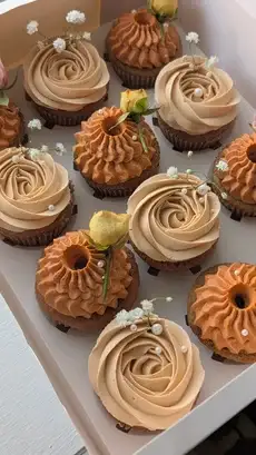 Fall Floral Cupcakes