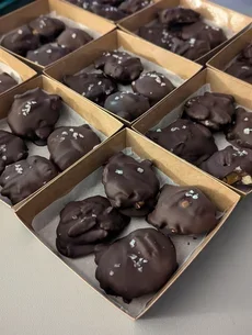 Dark Chocolate Homemade Turtles - Seasonal