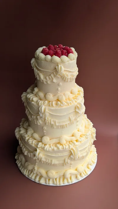 Vintage Cake - 3 Tier - 4, 6 and 8 Inch