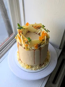 Carrot Cake Salted Caramel