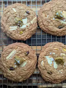 White Chocolate, Pistachio, Oatmeal Cookies